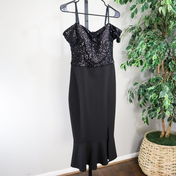 Guess Off the Shoulder Black Sequin Evening Dress with Ruffle Size 4 - Picture 1 of 9